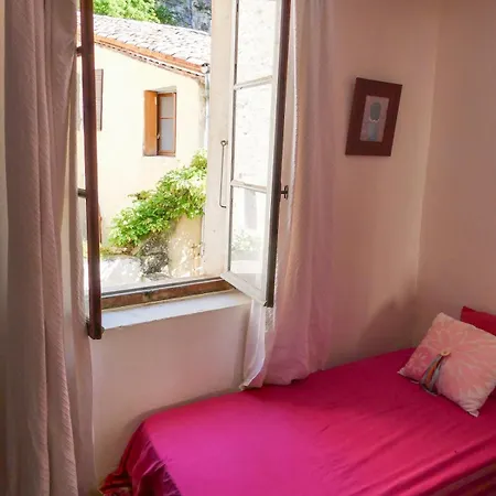 Maison Typique En Plein Coeur Du Village Vakantiehuis *